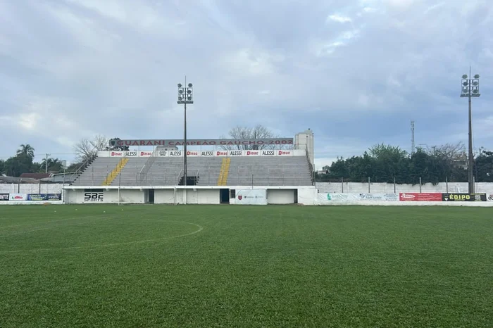 Guarani-VA estreia novos refletores do Edmundo Feix contra o Brasil de Pelotas
