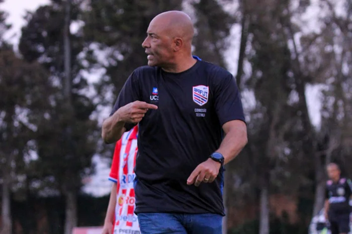 Passagem-relâmpago: Wellington Monteiro deixa o sub-17 da Apafut rumo ao Boavista-RJ