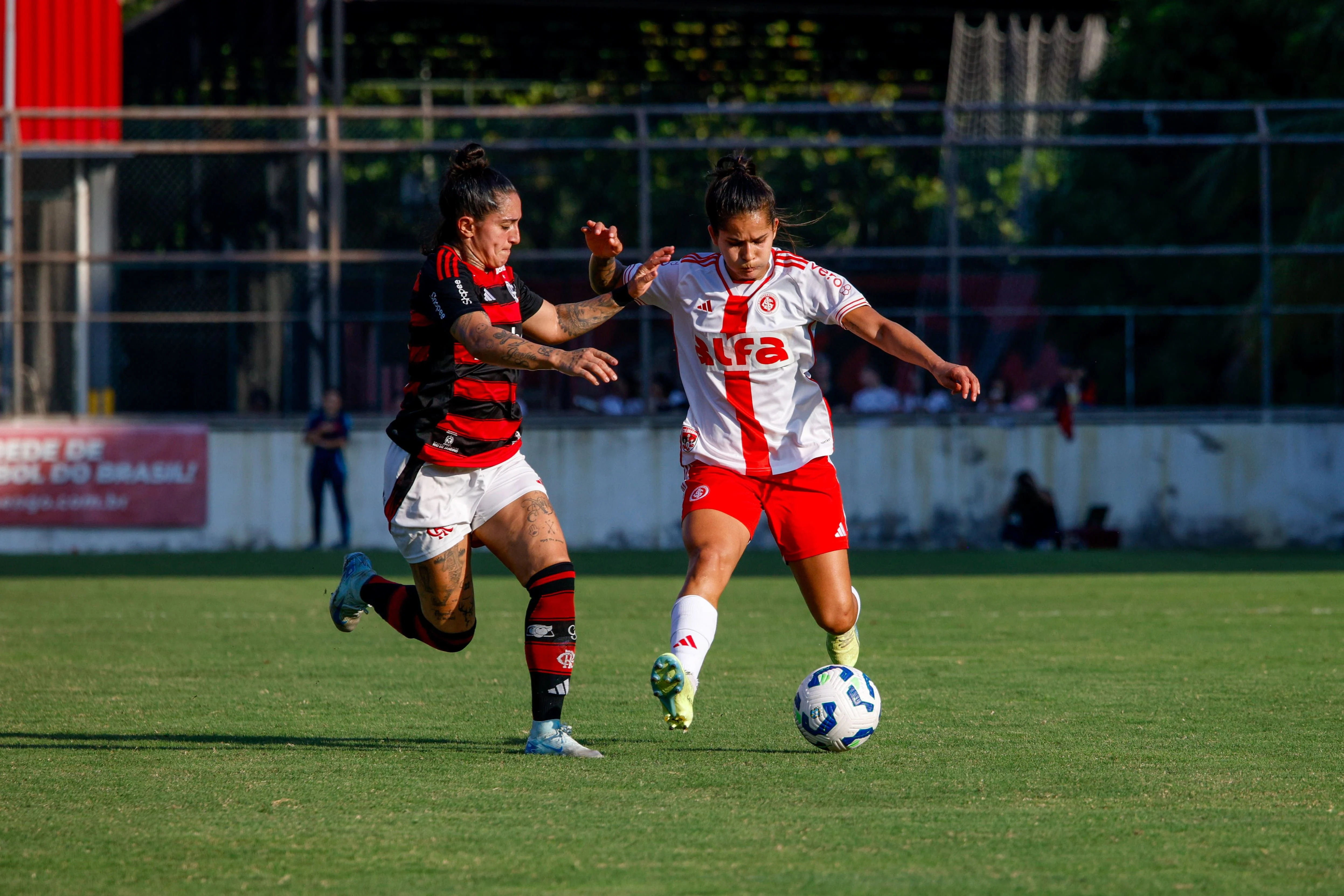 Internacional é derrotado por 4 a 1 para o Flamengo pelo Brasileirão Feminino