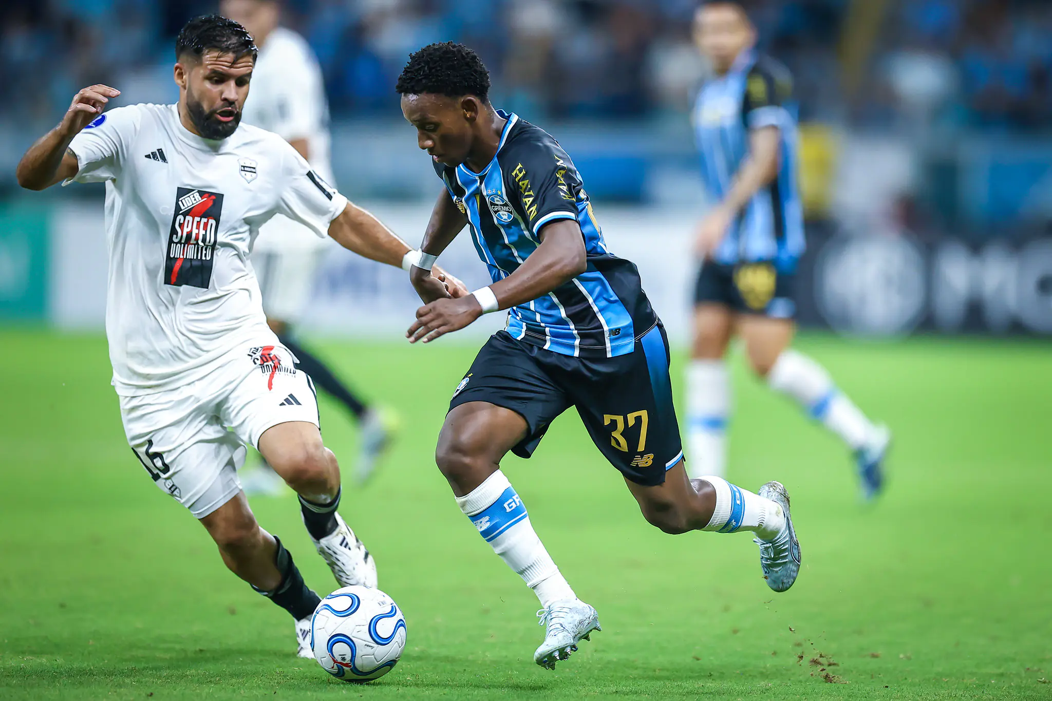 Grêmio busca redenção na Sul-Americana contra o Deportivo Riestra