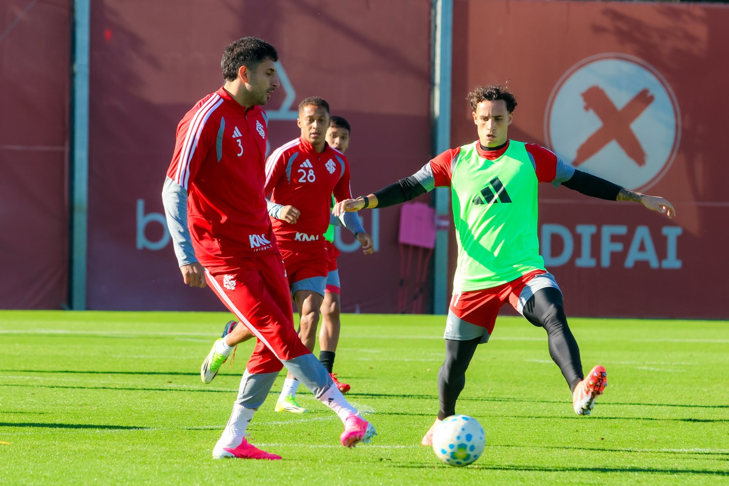 Sem concentração e com Bahia de volta: veja como o Inter fechou os preparativos para o Gre-Nal 453
