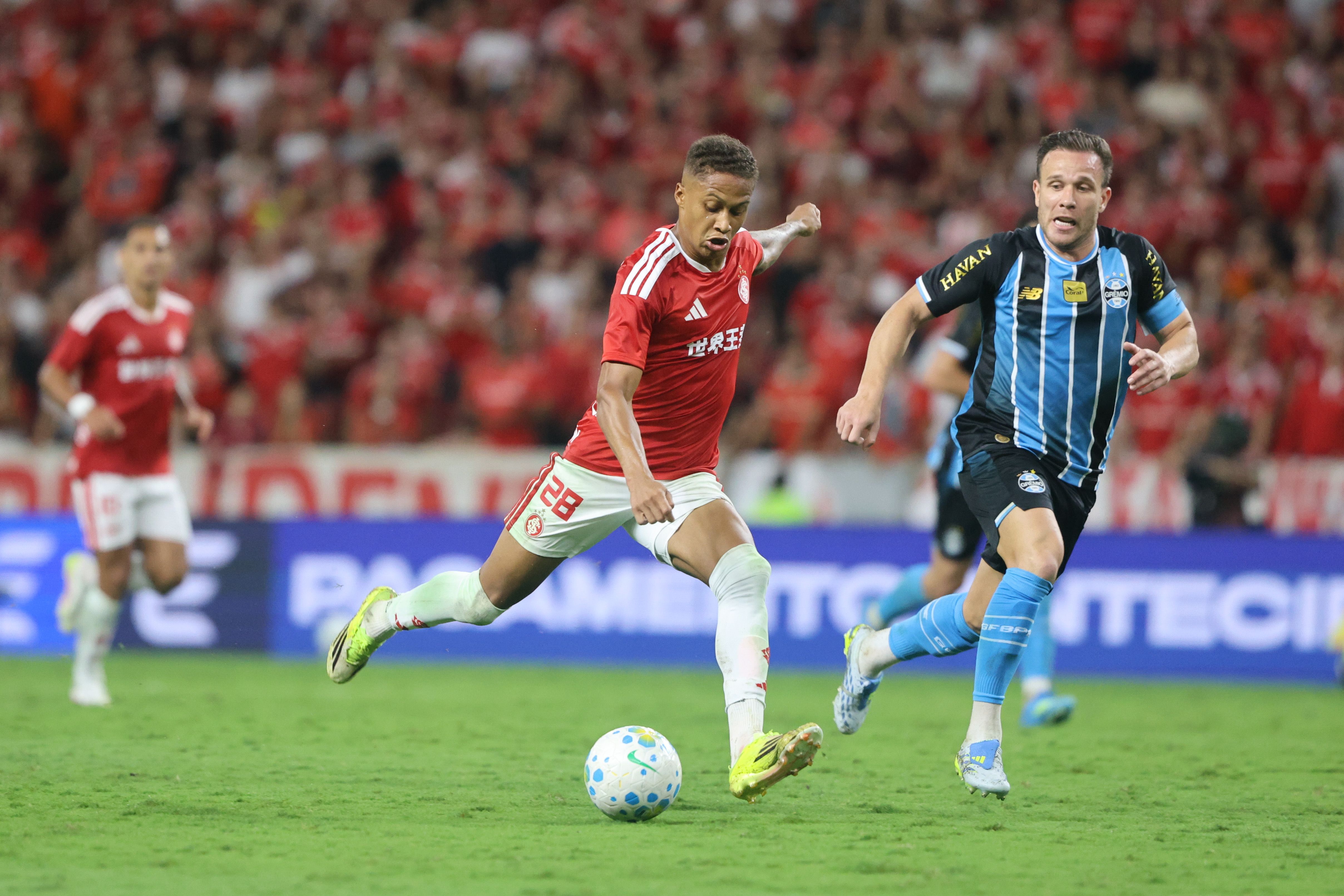 Véspera do Gre-Nal 455: a hora da fuga contra o Z-4