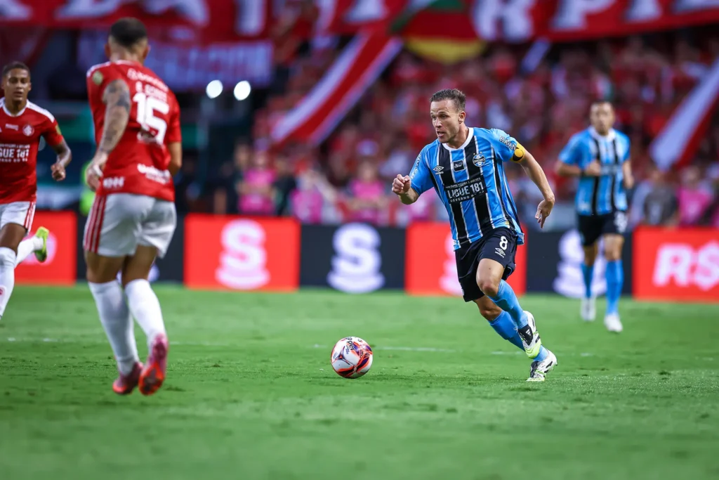 Grêmio conquista Gauchão com empate em Gre-Nal no Beira-Rio