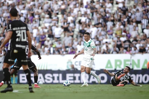 Juventude vence Ceará com gol no fim e conquista primeira vitória fora de casa no Brasileirão