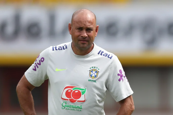 Inter encaminha contratação de Rogério Maia como novo preparador de goleiros