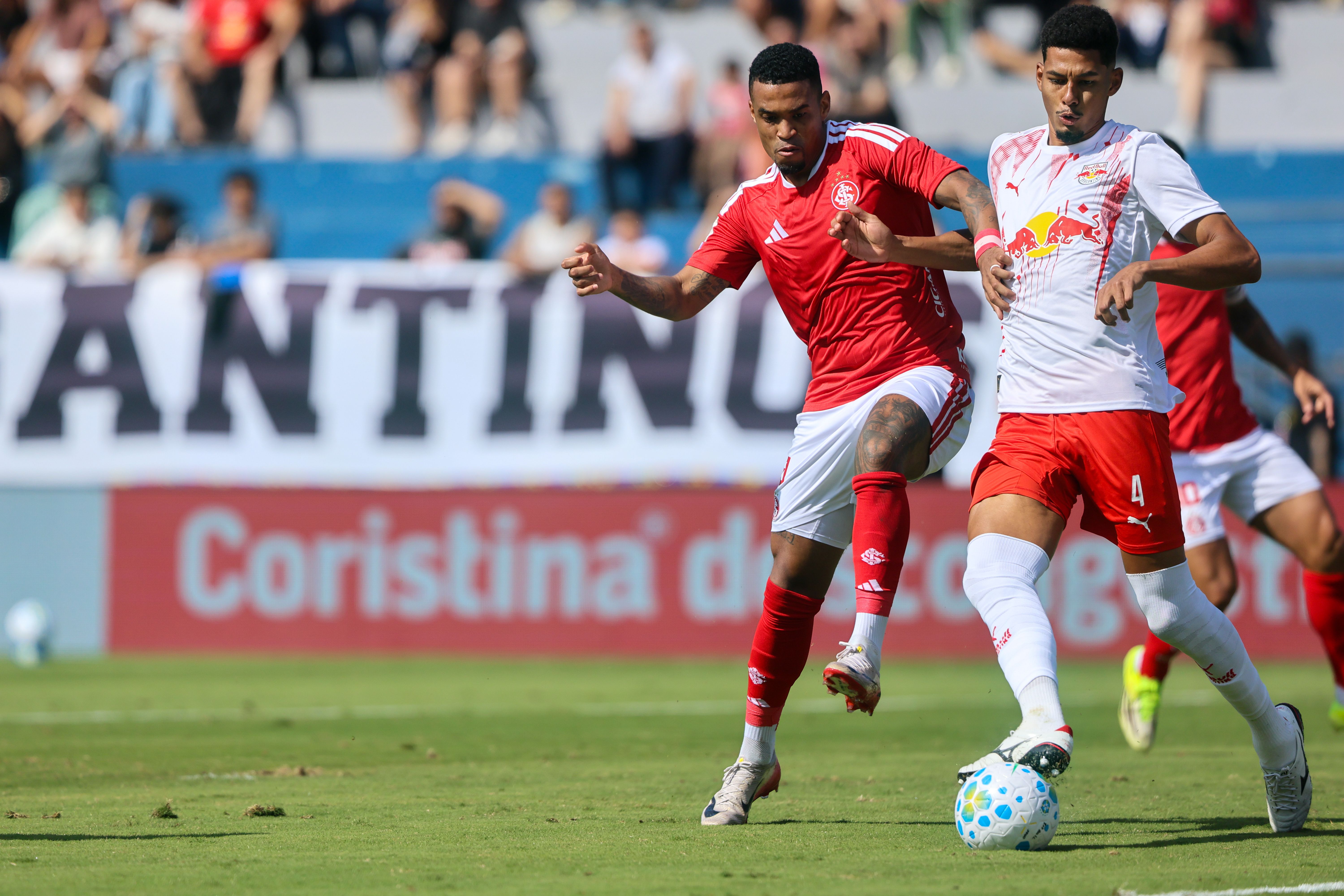 Derrota por 3 a 1 para o Bragantino deixa colorado à beira do Z-4