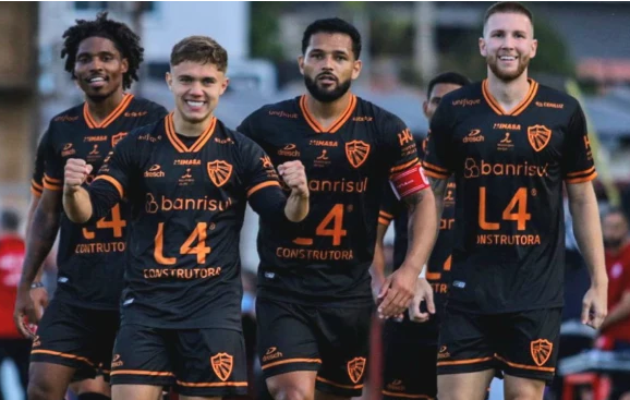 São Luiz supera Guarany e se aproxima da liderança na Série D