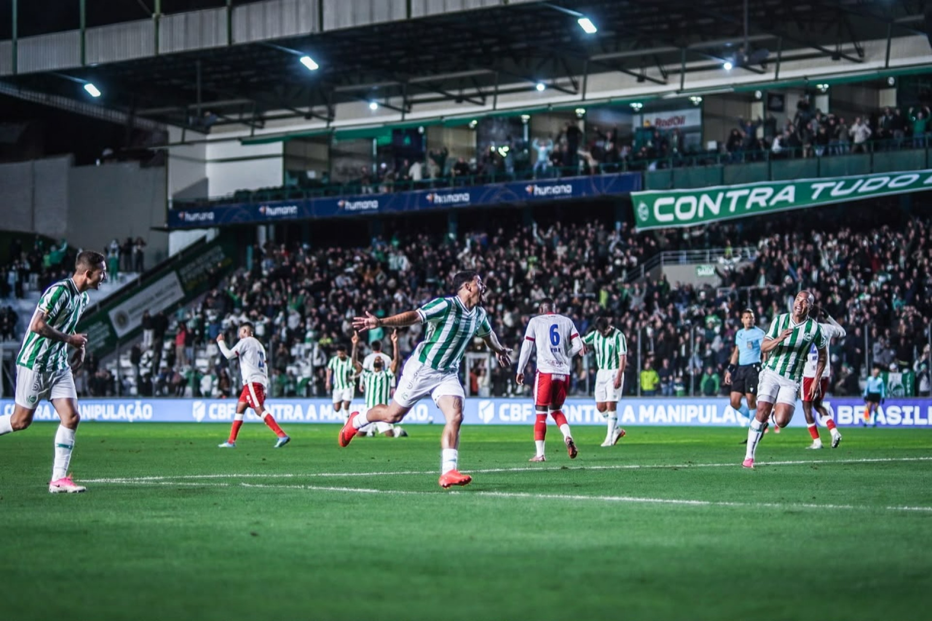 Juventude goleia o Náutico por 4 a 0 no Jaconi e sobe para a vice-liderança da Série B