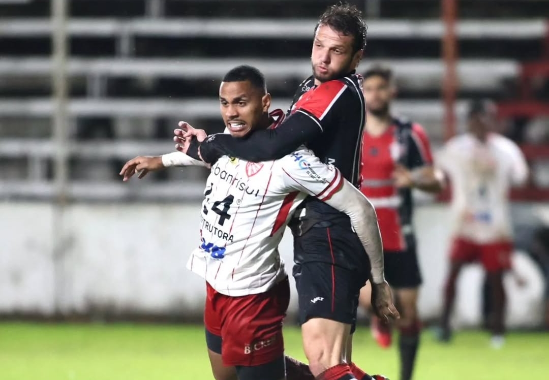São Luiz sofre gol nos acréscimos e é derrotado pelo Joinville em casa pela Série D