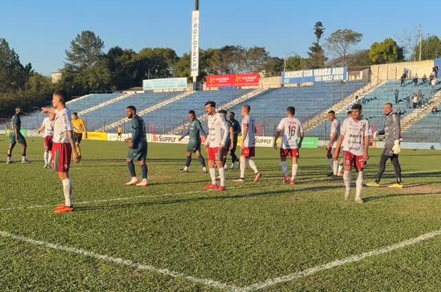 União-FW segura o Aimoré e conquista ponto fora de Casa