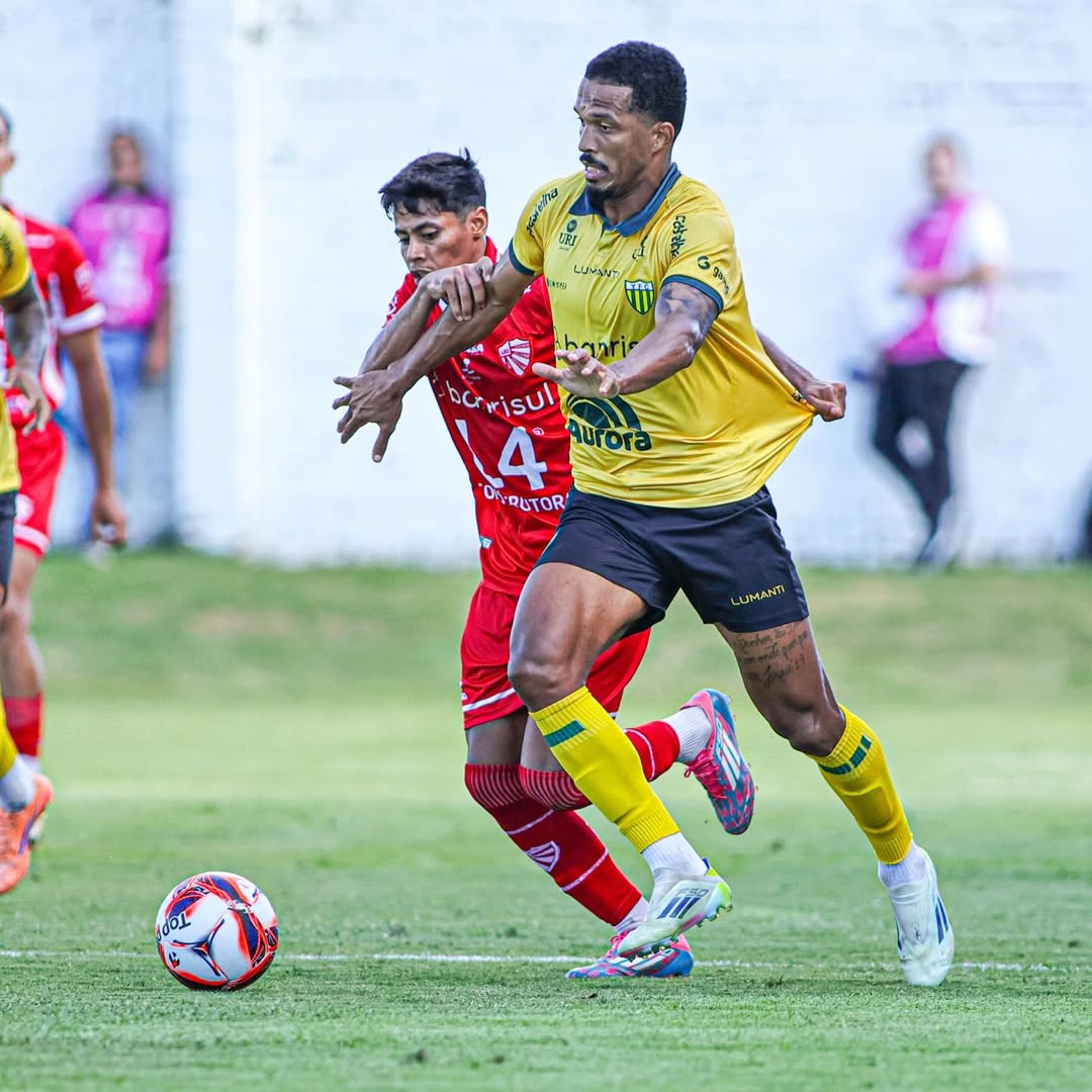 São Luiz reage após desvantagem e busca empate polêmico contra o Ypiranga