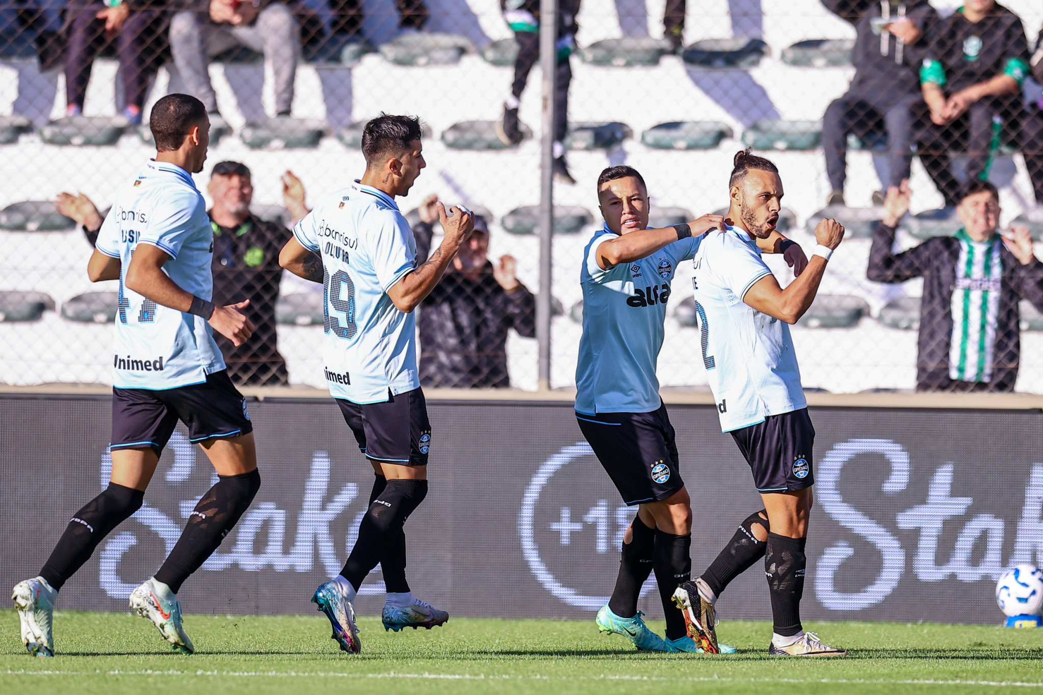 Grêmio vence o Juventude fora de casa e emplaca terceira vitória seguida no Brasileirão