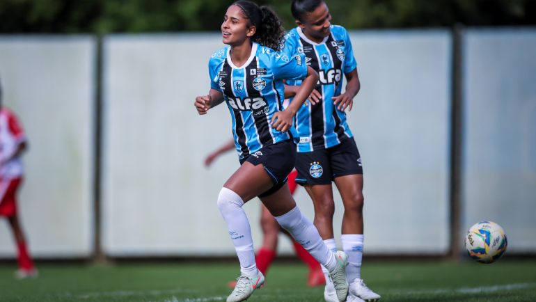 Chuva de Gols em Eldorado: Grêmio atropela Flamengo de São Pedro por 21 a 0 e assume a liderança do Gauchão Feminino